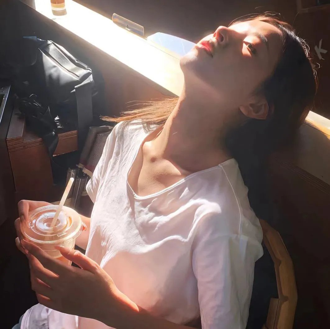 情迷希拉曼地：璀璨名姝